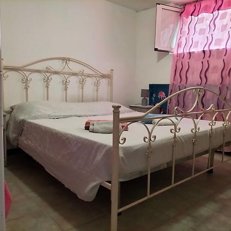 הוילה פקינו Just Sleep Rimangono Poche Prenotazioni Disponibili מראה חיצוני תמונה